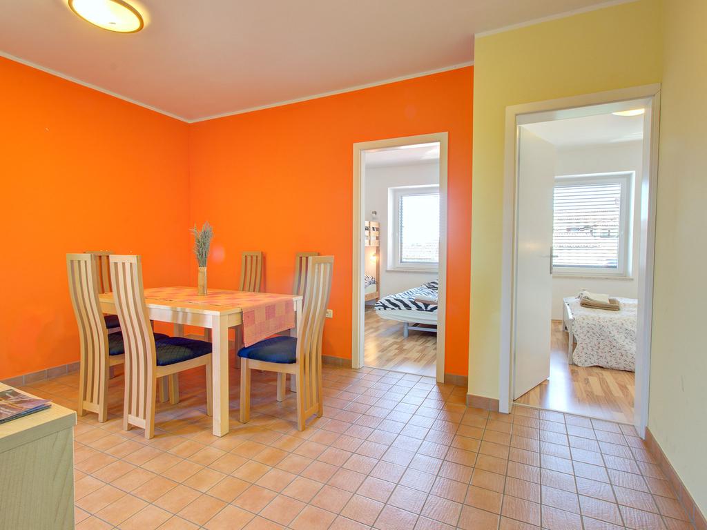 Apartmajska hiša Žerovnik